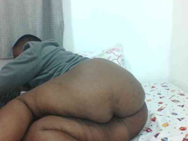 Sexyblacktits webcam