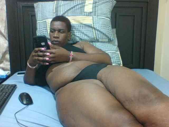 Sexyblacktits webcam