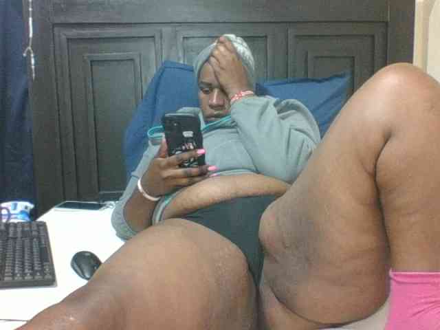 Sexyblacktits webcam