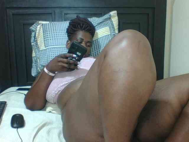 Sexyblacktits webcam