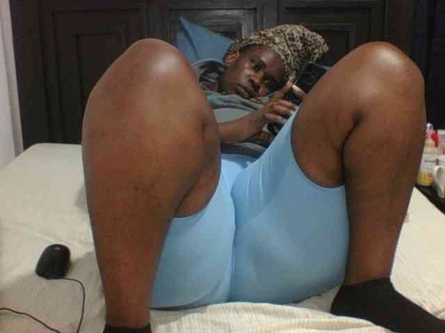 Sexyblacktits webcam