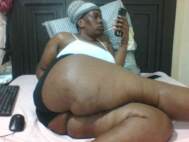 Sexyblacktits webcam