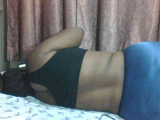 Sexyblacktits webcam