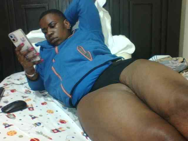 Sexyblacktits webcam