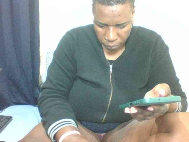 Sexyblacktits webcam