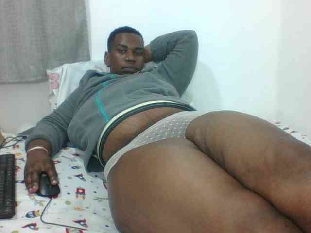 Sexyblacktits webcam