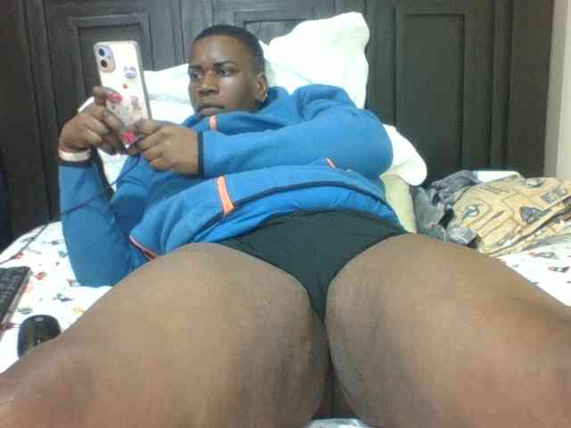 Sexyblacktits webcam