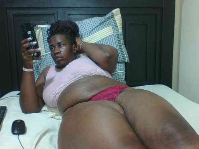 Sexyblacktits webcam