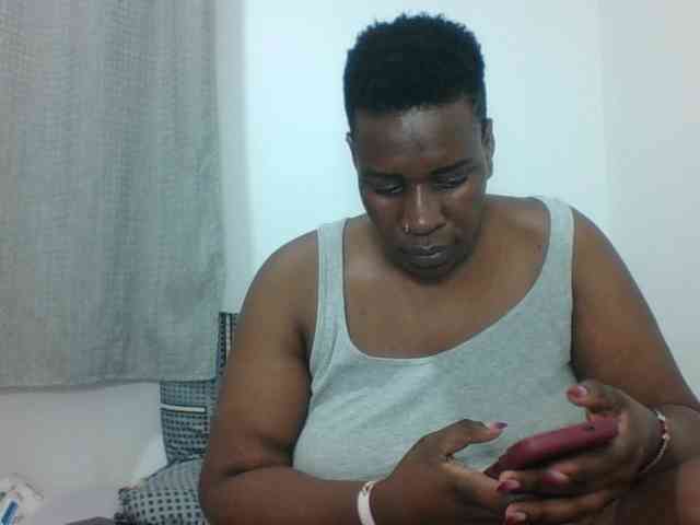 Sexyblacktits webcam