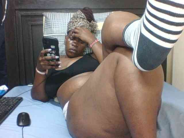 Sexyblacktits webcam