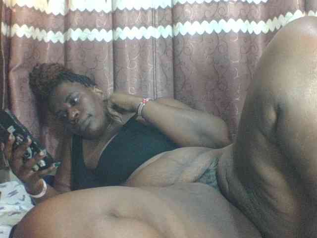 Sexyblacktits webcam