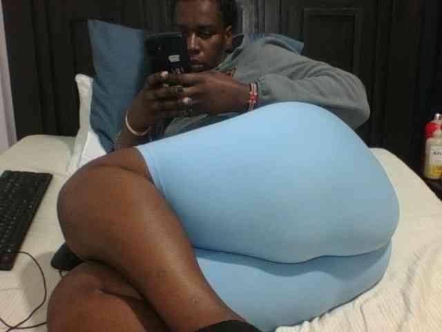 Sexyblacktits webcam