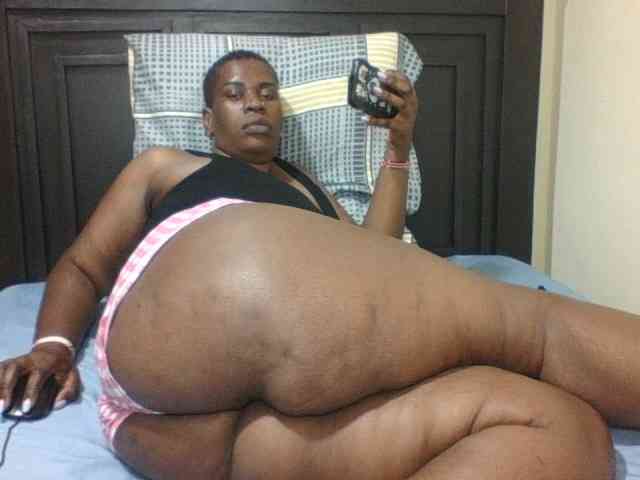 Sexyblacktits webcam