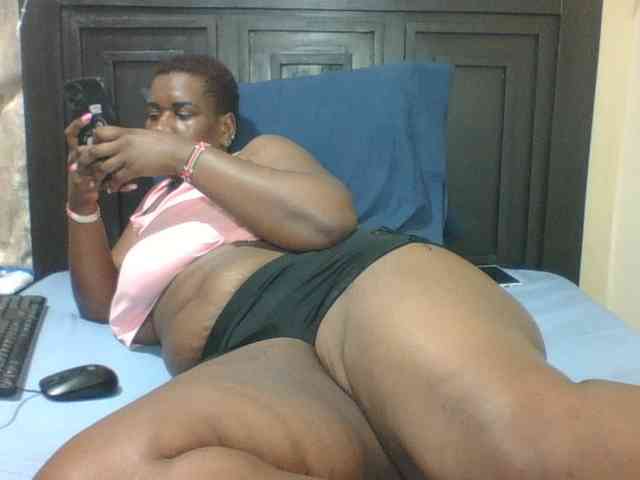 Sexyblacktits webcam