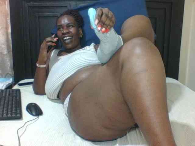 Sexyblacktits webcam