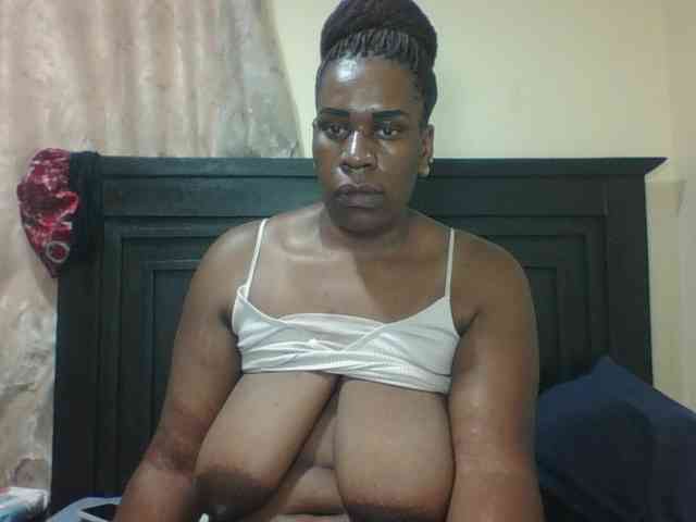 Sexyblacktits webcam