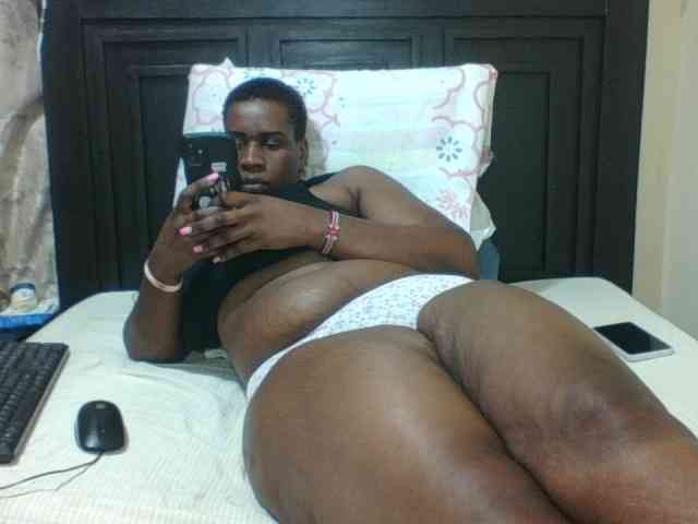 Sexyblacktits webcam