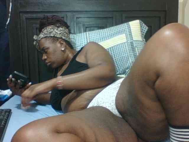 Sexyblacktits webcam