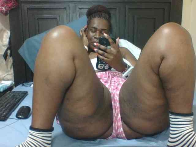 Sexyblacktits webcam