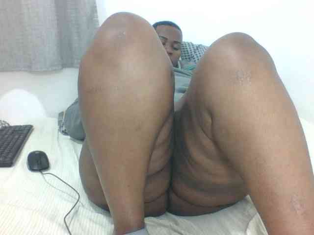 Sexyblacktits webcam