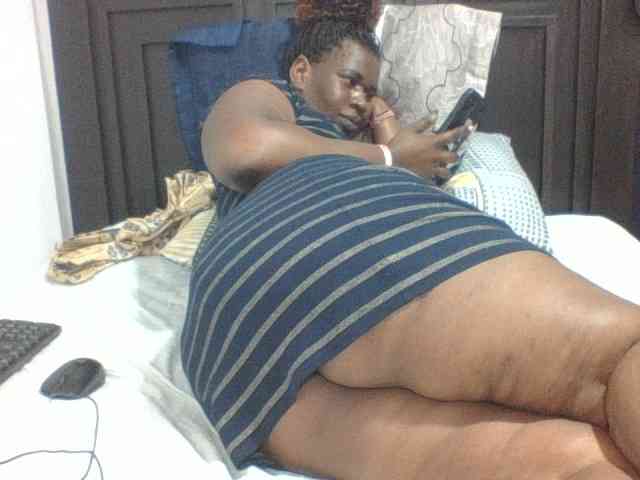 Sexyblacktits webcam