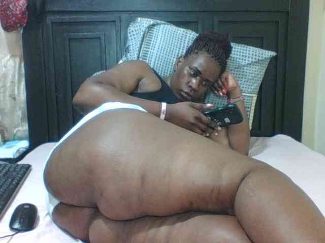 Sexyblacktits webcam