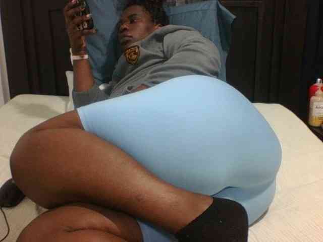 Sexyblacktits webcam