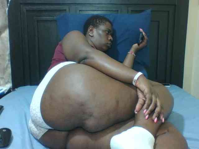 Sexyblacktits webcam