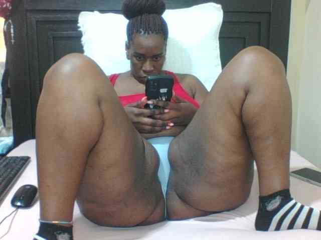 Sexyblacktits webcam