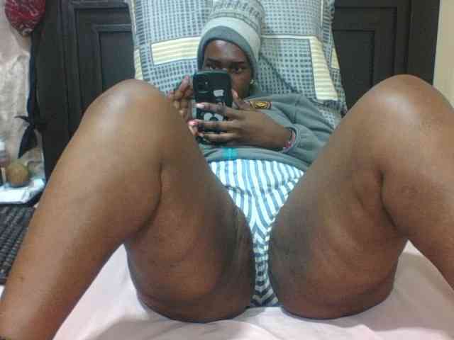 Sexyblacktits webcam