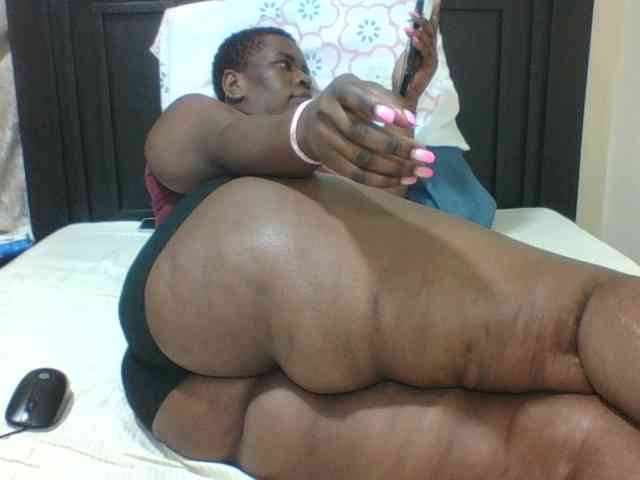 Sexyblacktits webcam