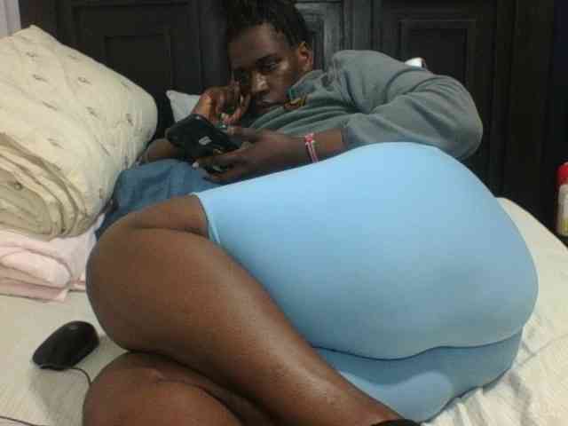 Sexyblacktits webcam