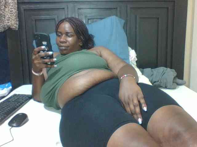 Sexyblacktits webcam