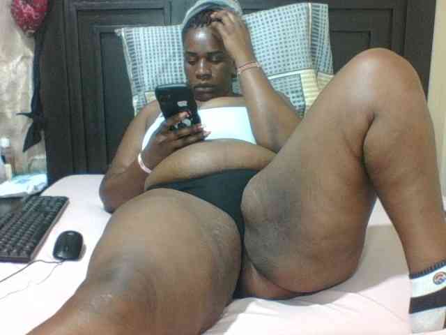 Sexyblacktits webcam