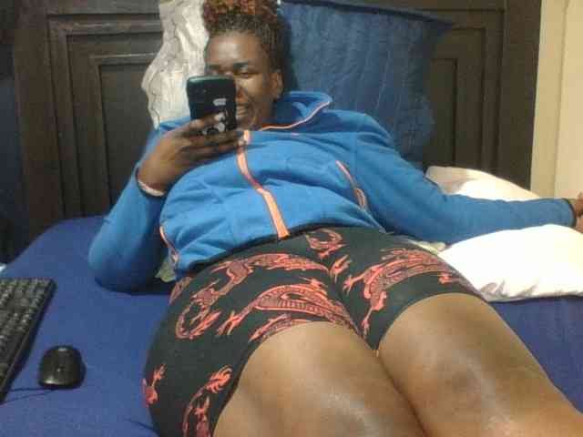 Sexyblacktits webcam