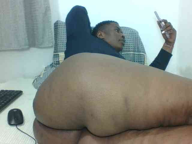 Sexyblacktits webcam