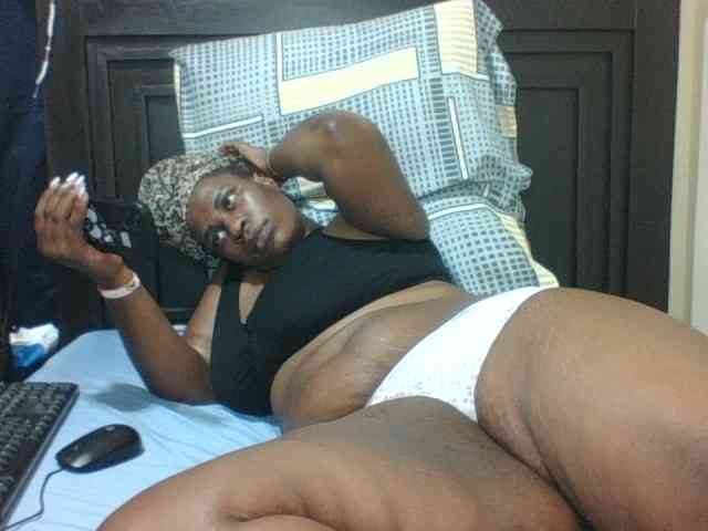 Sexyblacktits webcam