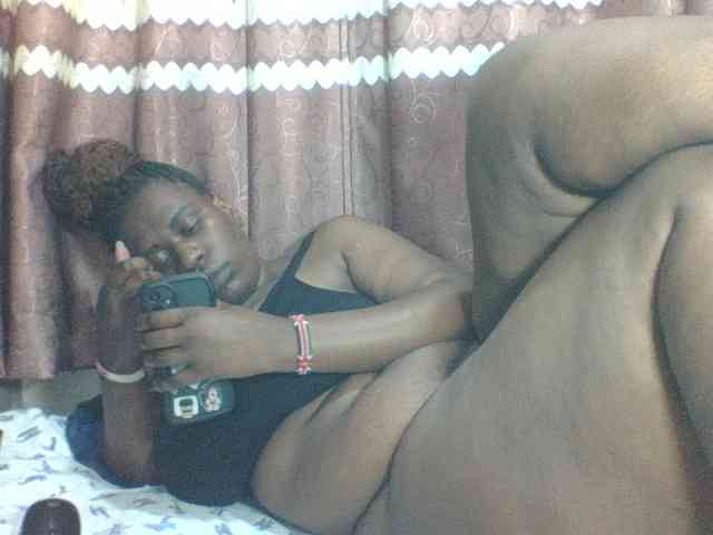 Sexyblacktits webcam