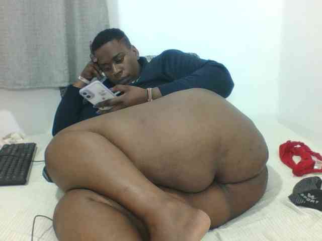 Sexyblacktits webcam