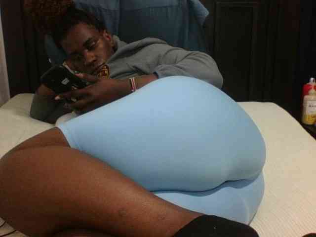 Sexyblacktits webcam