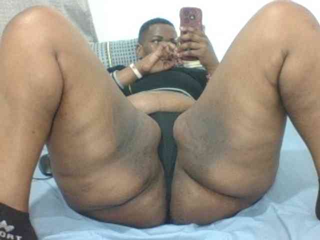 Sexyblacktits webcam