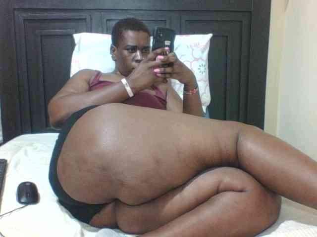 Sexyblacktits webcam