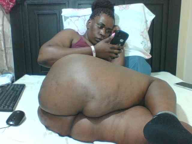 Sexyblacktits webcam