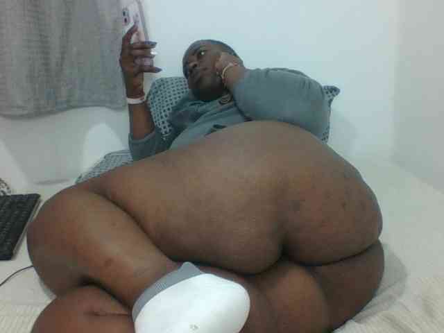 Sexyblacktits webcam