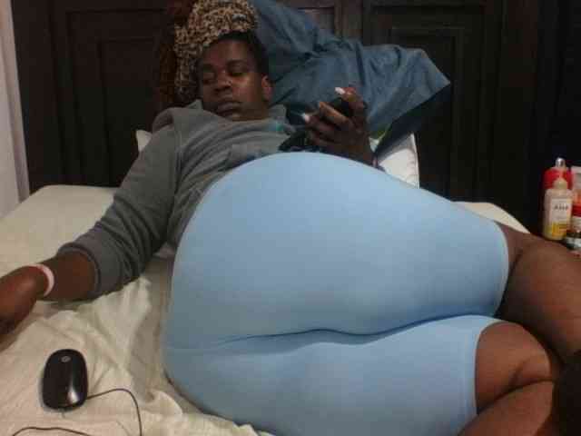 Sexyblacktits webcam