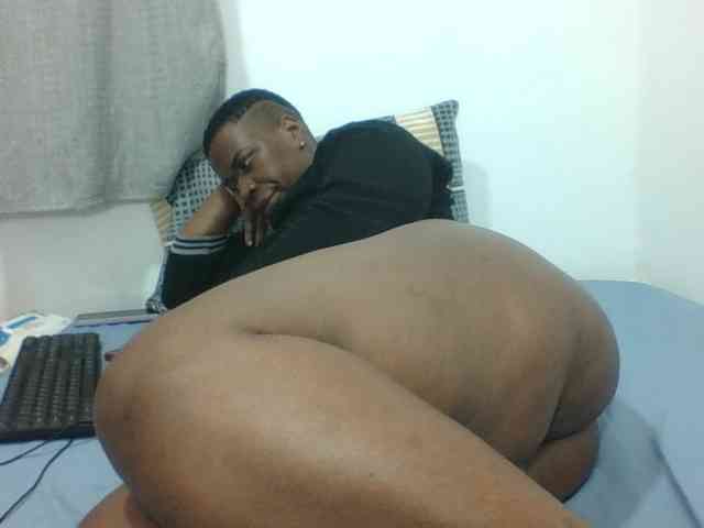Sexyblacktits webcam