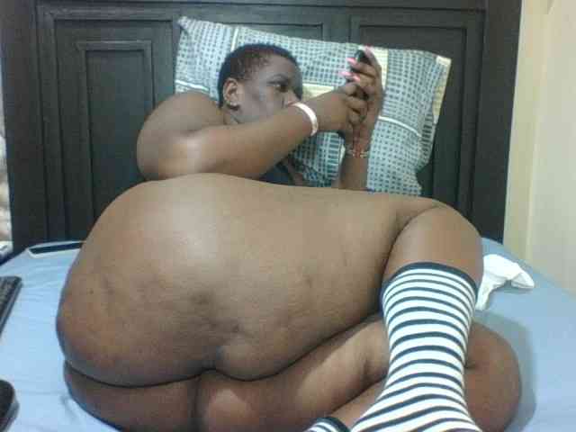 Sexyblacktits webcam