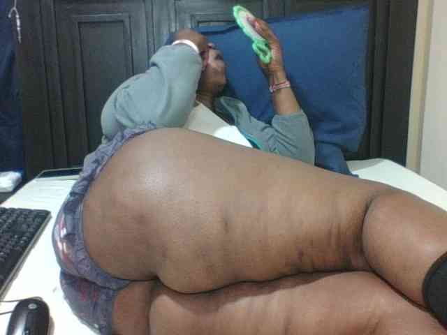 Sexyblacktits webcam