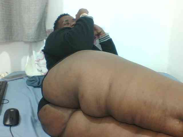 Sexyblacktits webcam