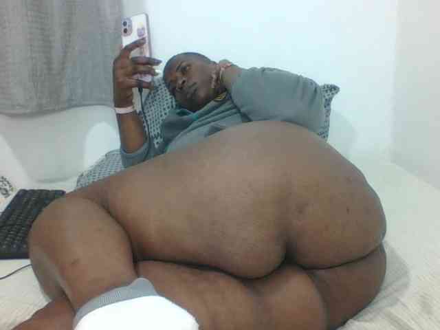 Sexyblacktits webcam
